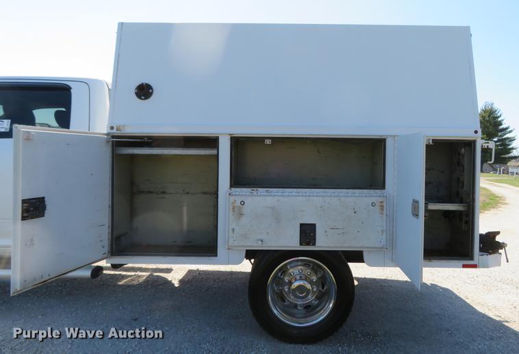 image for item DG3936 2011 Dodge Ram 4500HD Crew Cab utility bed pickup truck