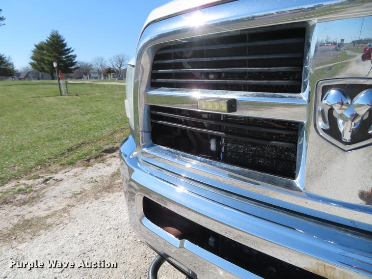 image for item DG3936 2011 Dodge Ram 4500HD Crew Cab utility bed pickup truck