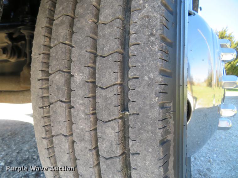 image for item DG3936 2011 Dodge Ram 4500HD Crew Cab utility bed pickup truck