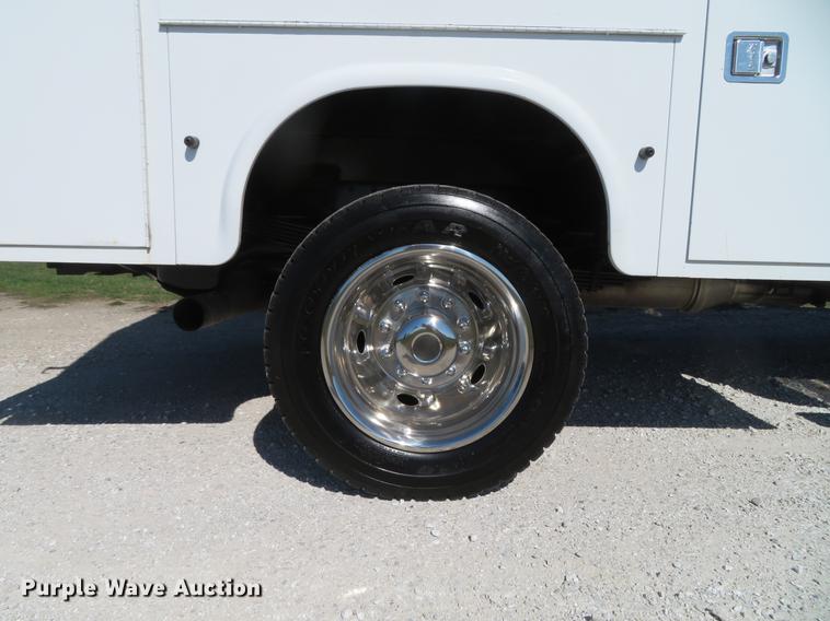 image for item DG3936 2011 Dodge Ram 4500HD Crew Cab utility bed pickup truck