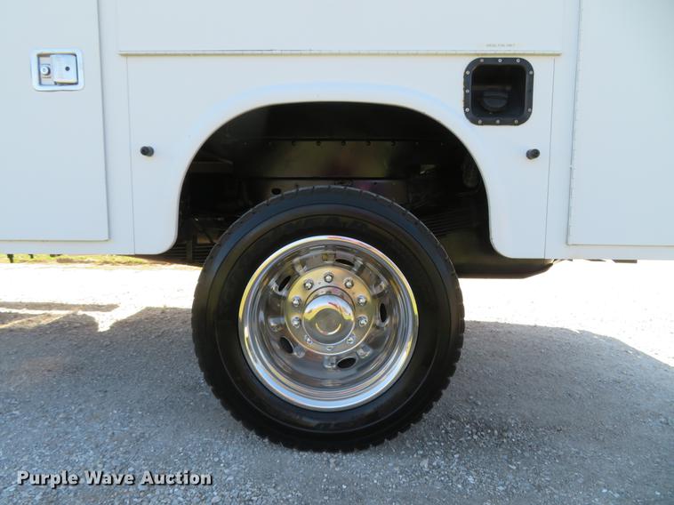 image for item DG3936 2011 Dodge Ram 4500HD Crew Cab utility bed pickup truck