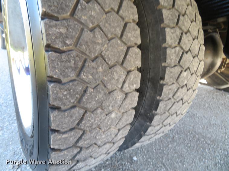 image for item DG3936 2011 Dodge Ram 4500HD Crew Cab utility bed pickup truck