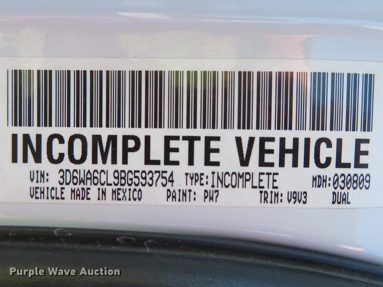 image for item DG3936 2011 Dodge Ram 4500HD Crew Cab utility bed pickup truck