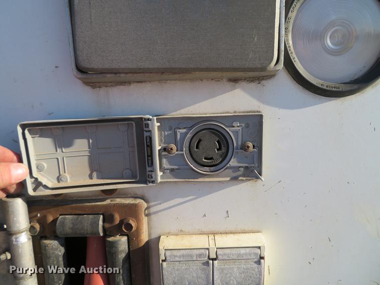 image for item DG3940 2001 Freightliner MT45 delivery truck