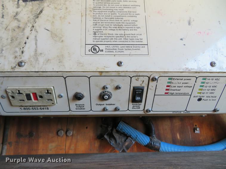 image for item DG3940 2001 Freightliner MT45 delivery truck