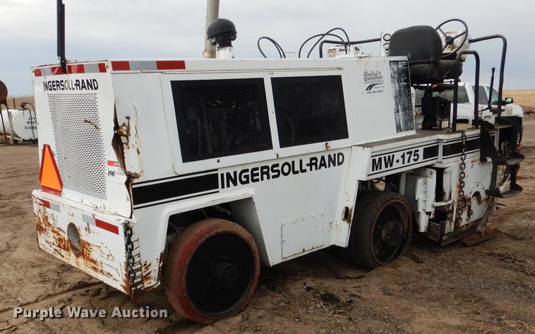 image for item DG5751 2000 Ingersoll Rand MW175 milling machine