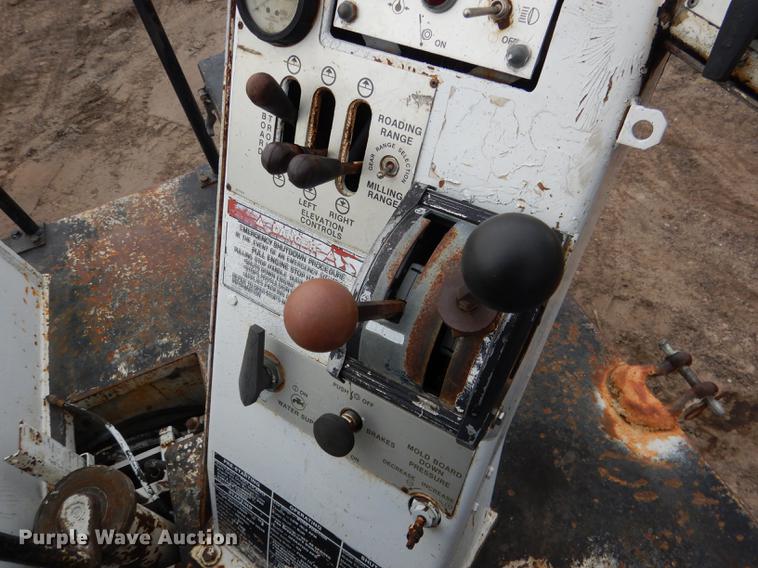 image for item DG5751 2000 Ingersoll Rand MW175 milling machine