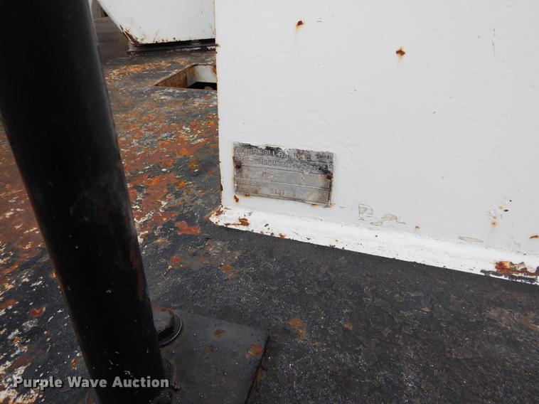 image for item DG5751 2000 Ingersoll Rand MW175 milling machine