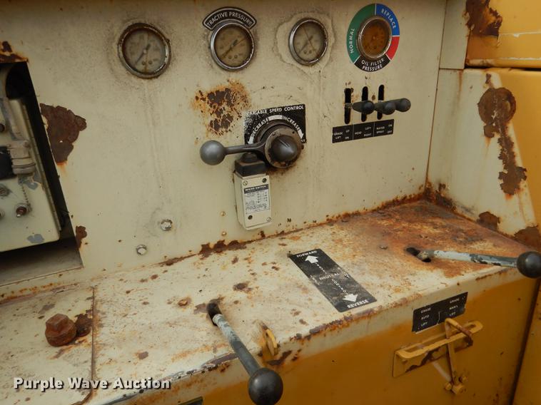 image for item DG5752 1986 Gomaco SP-1 Scarplane milling machine