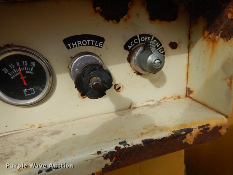 image for item DG5752 1986 Gomaco SP-1 Scarplane milling machine