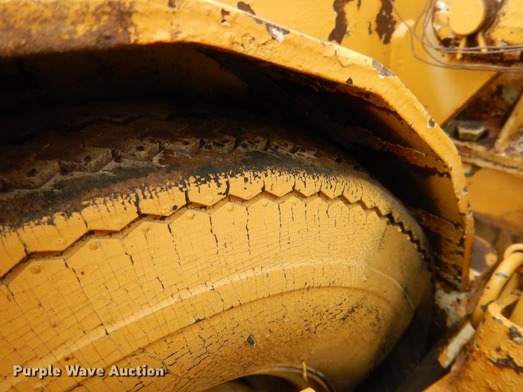 image for item DG5752 1986 Gomaco SP-1 Scarplane milling machine