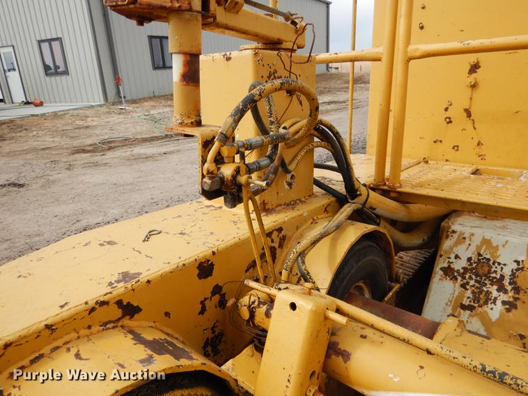 image for item DG5752 1986 Gomaco SP-1 Scarplane milling machine