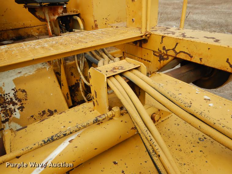 image for item DG5752 1986 Gomaco SP-1 Scarplane milling machine