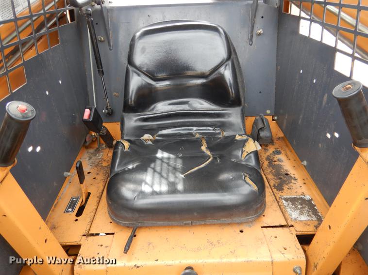 image for item DG5753 1997 Case 1845C skid steer