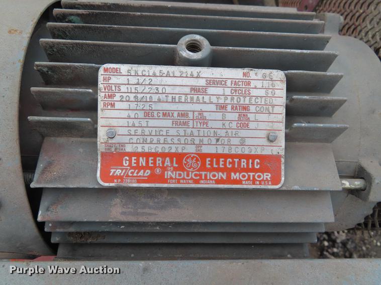 image for item DI9404 Air compressor and water tank