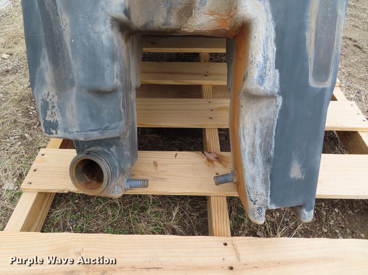 image for item DI9404 Air compressor and water tank