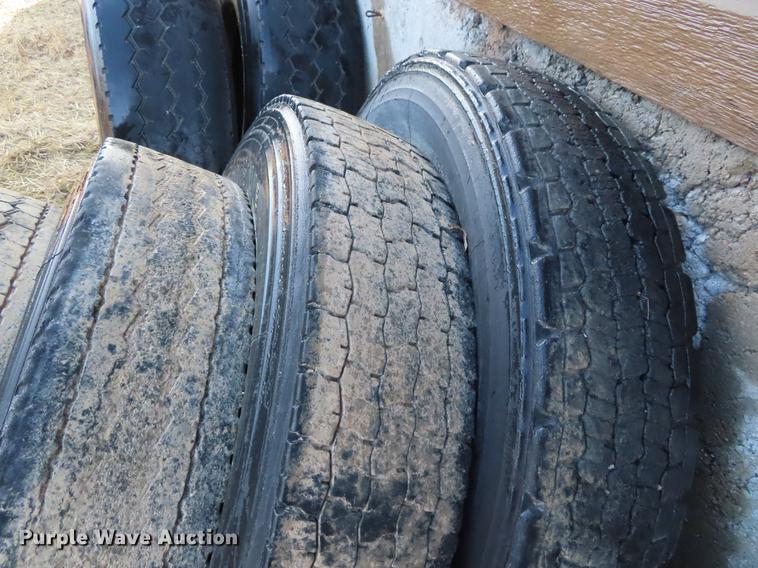 (12) tires in Manhattan, KS Item DI9415 sold Purple Wave