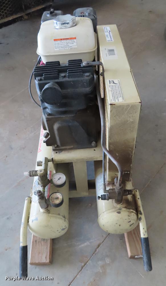 image for item DI9417 Ingersoll Rand air compressor