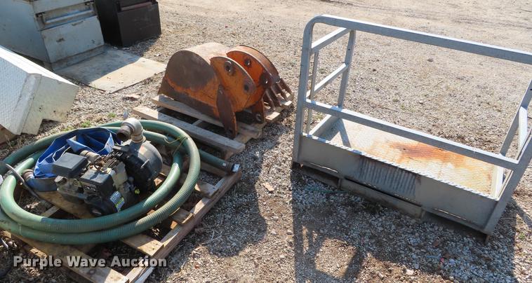 image for item DI9419 Tools