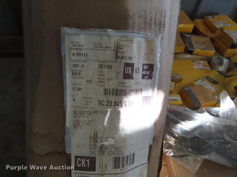 image for item DI9424 Case and Caterpillar equipment parts