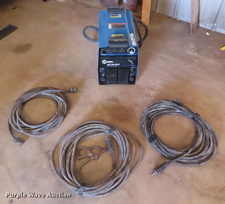 image for item DI9426 Miller XMT304 CC/CV welder with auto link