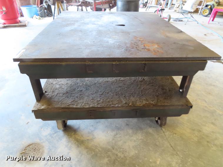 image for item DI9429 Steel work bench