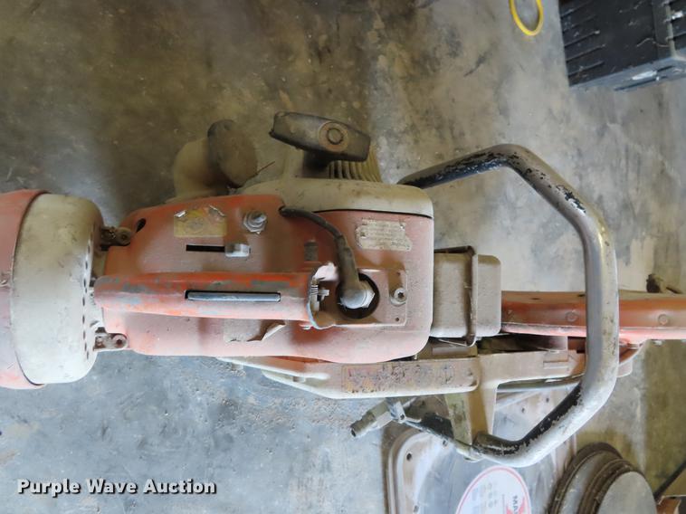 image for item DI9431 (2) Stihl chop saws