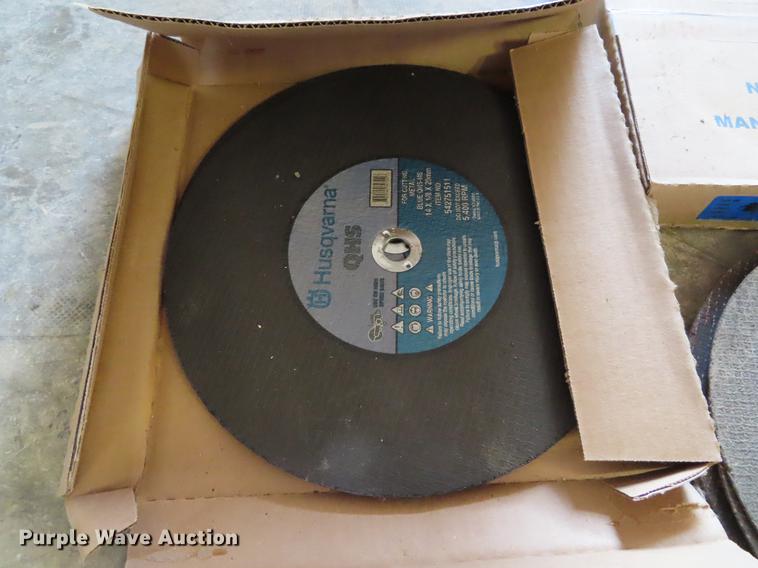 image for item DI9431 (2) Stihl chop saws