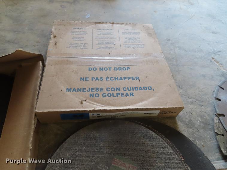 image for item DI9431 (2) Stihl chop saws