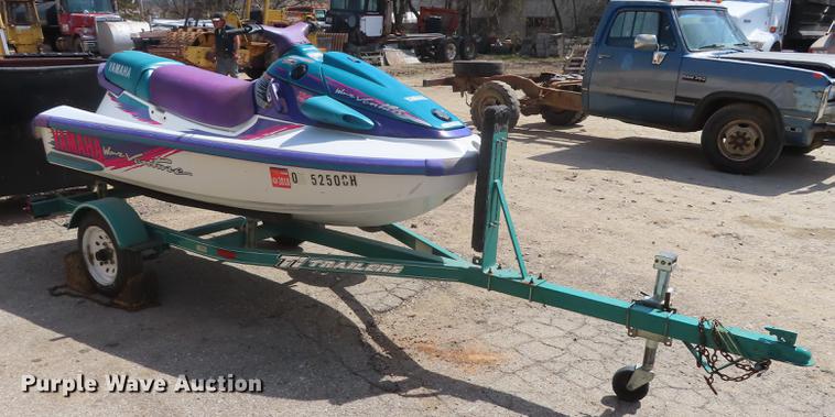 image for item DN9062 1996 Yamaha Waverunner personal watercraft