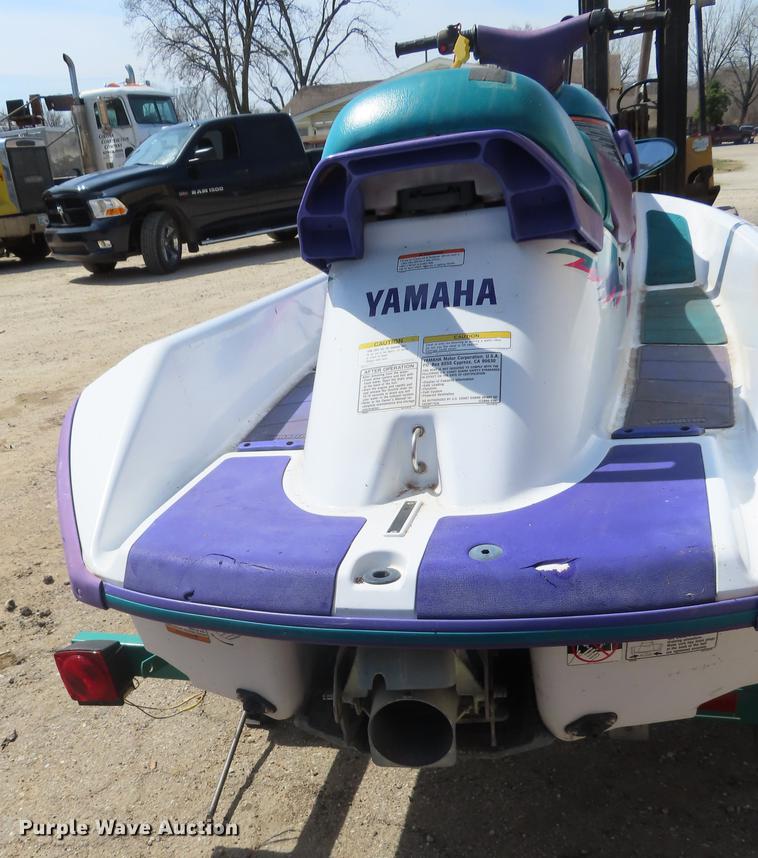 image for item DN9062 1996 Yamaha Waverunner personal watercraft