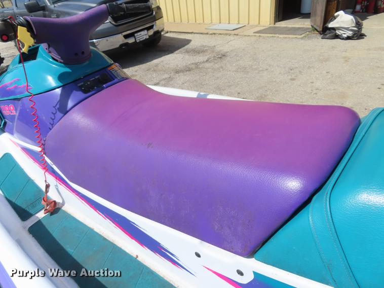 image for item DN9062 1996 Yamaha Waverunner personal watercraft