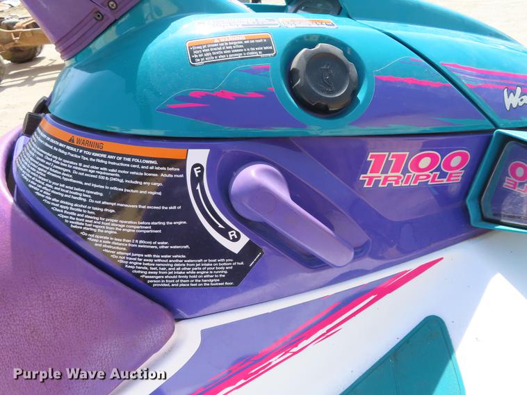 image for item DN9062 1996 Yamaha Waverunner personal watercraft