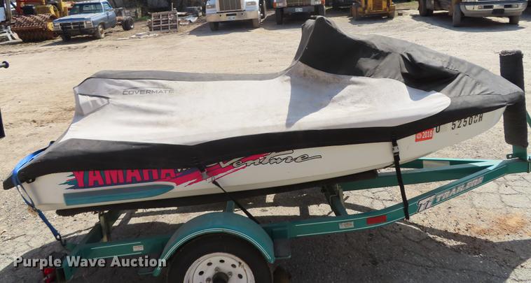 image for item DN9062 1996 Yamaha Waverunner personal watercraft