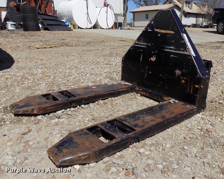 image for item DZ9669 Pallet forks