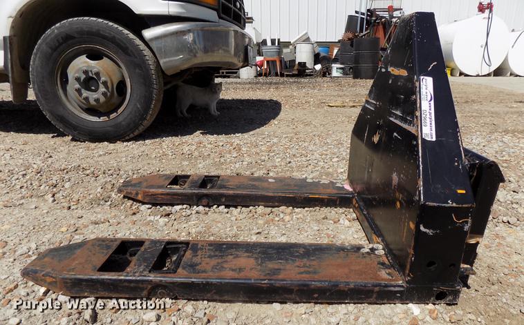 image for item DZ9669 Pallet forks