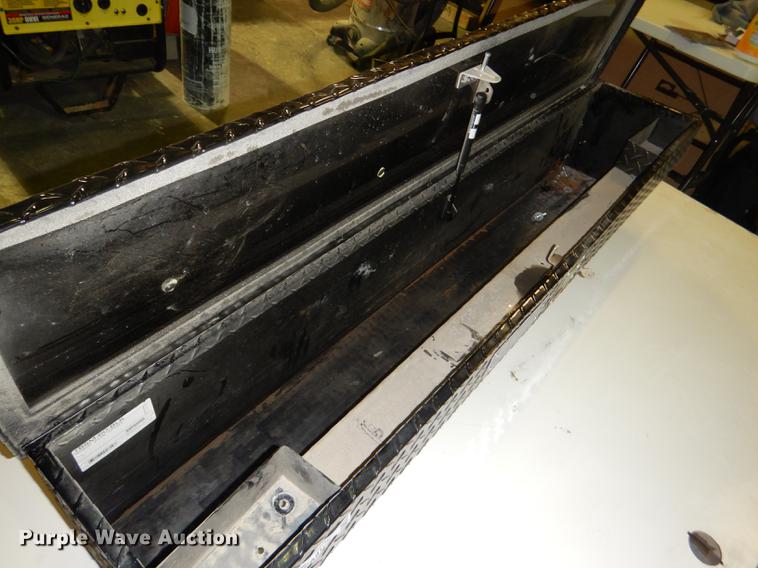 image for item EA9168 (2) toolboxes