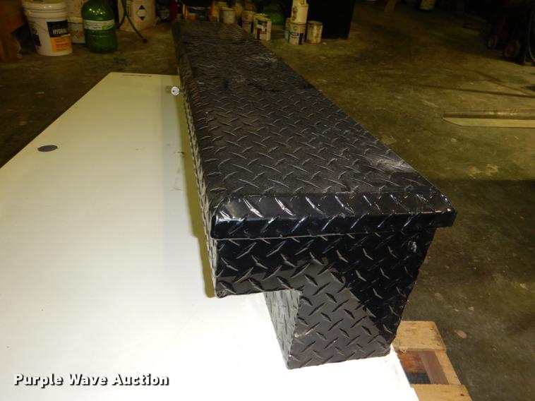 image for item EA9168 (2) toolboxes