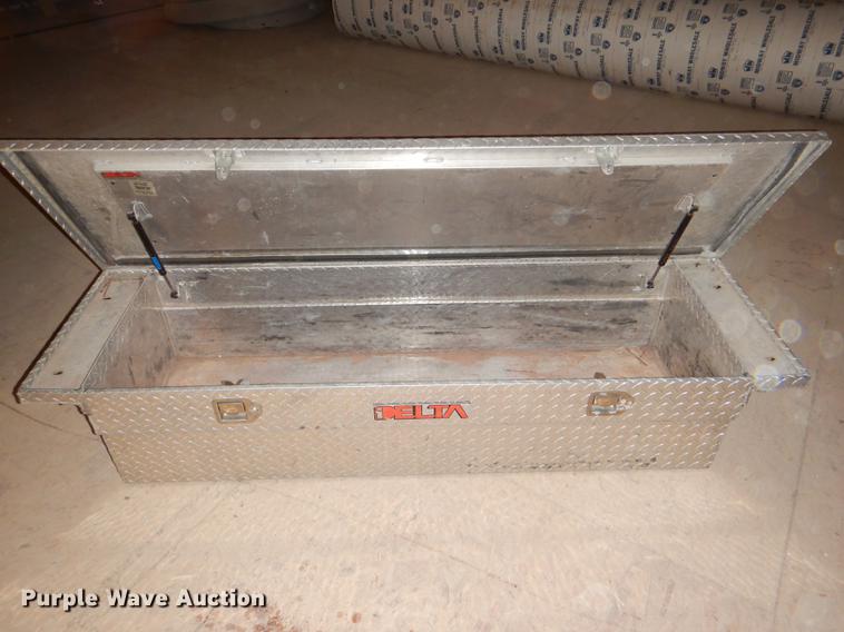 image for item EA9168 (2) toolboxes