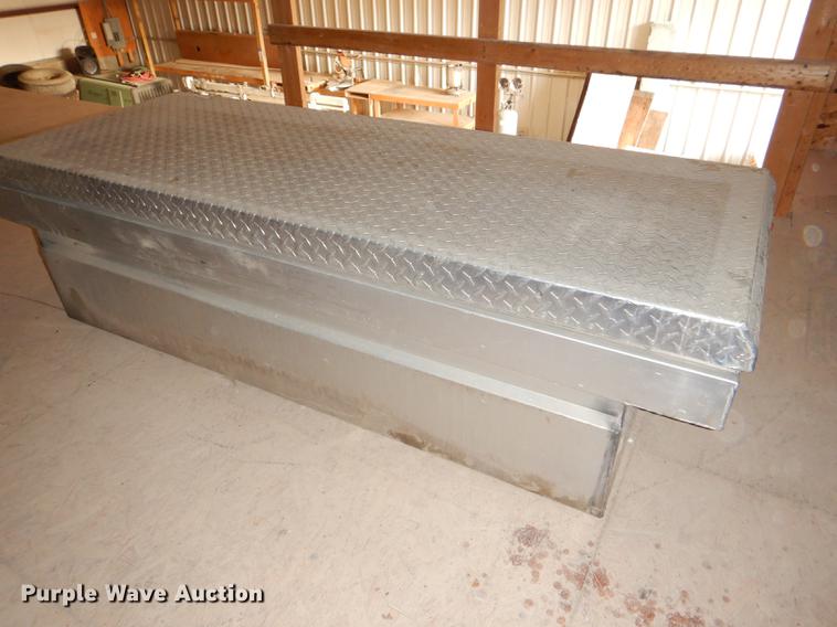 image for item EA9169 Weatherguard toolbox