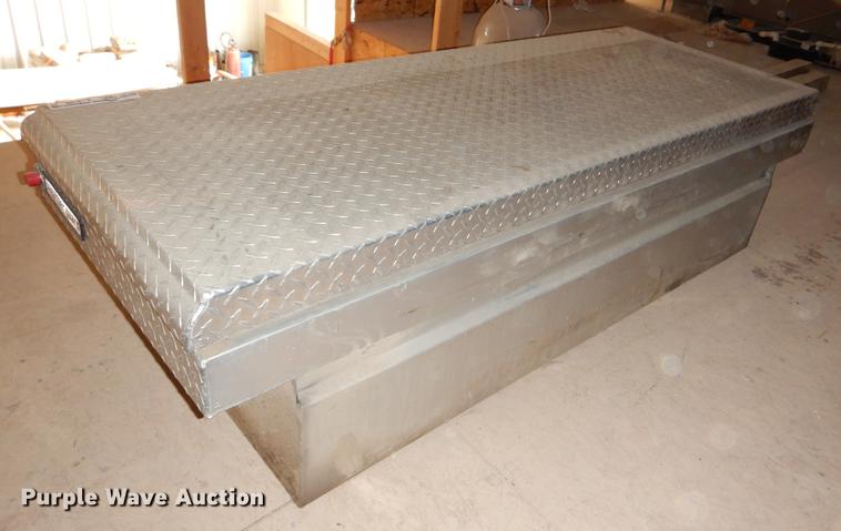 image for item EA9169 Weatherguard toolbox