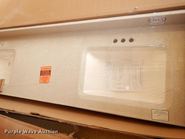 image for item EA9170 Onyx bathroom set