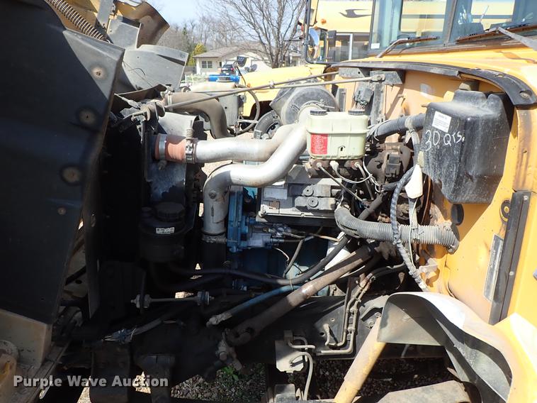 image for item EH9231 1999 International 3800 Am Tran school bus