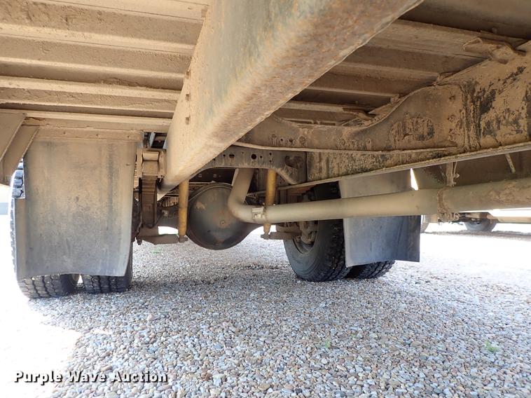 image for item EH9231 1999 International 3800 Am Tran school bus