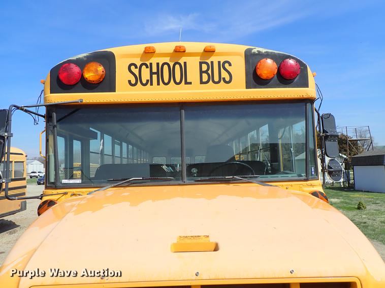 image for item EH9231 1999 International 3800 Am Tran school bus