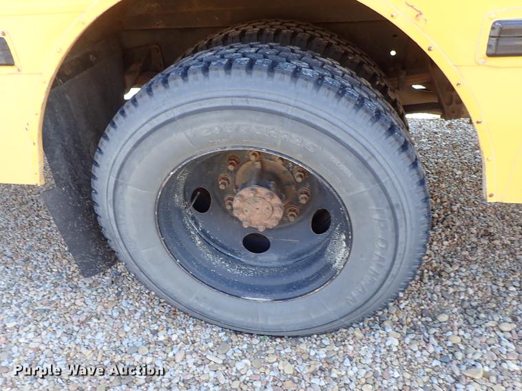 image for item EH9231 1999 International 3800 Am Tran school bus