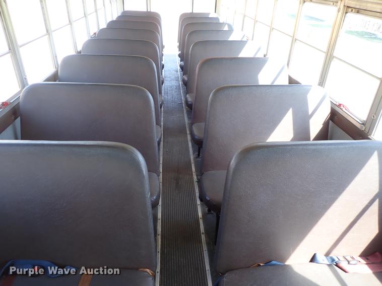 image for item EH9231 1999 International 3800 Am Tran school bus