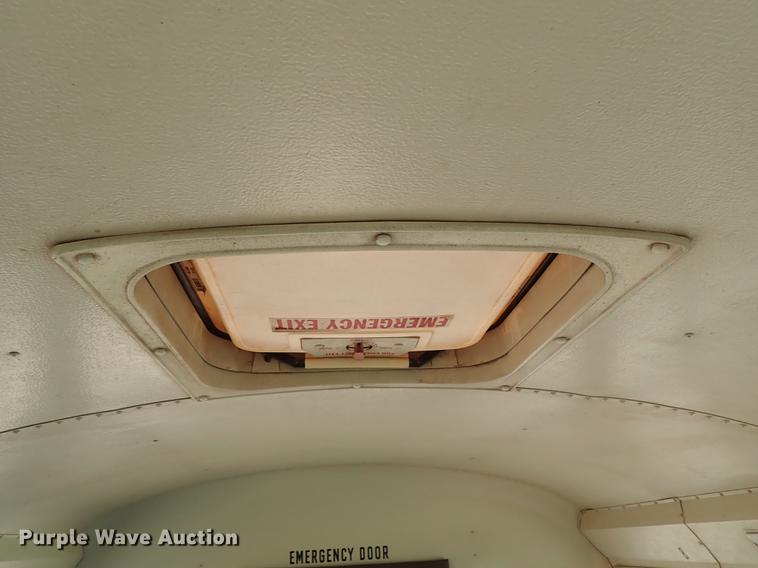 image for item EH9231 1999 International 3800 Am Tran school bus