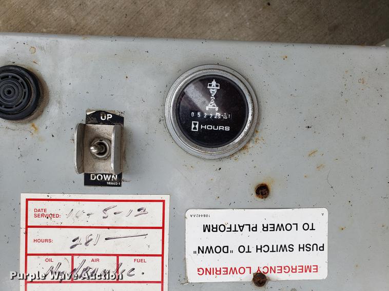 image for item EK9031 1999 Skyjack SJIII 4626 scissor lift