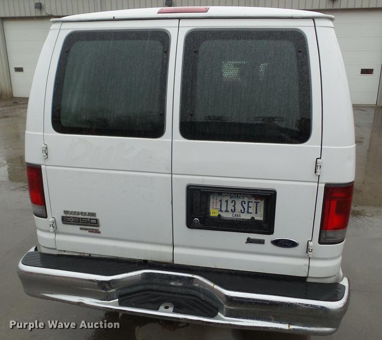 image for item EM9140 2011 Ford E350 Super Duty van